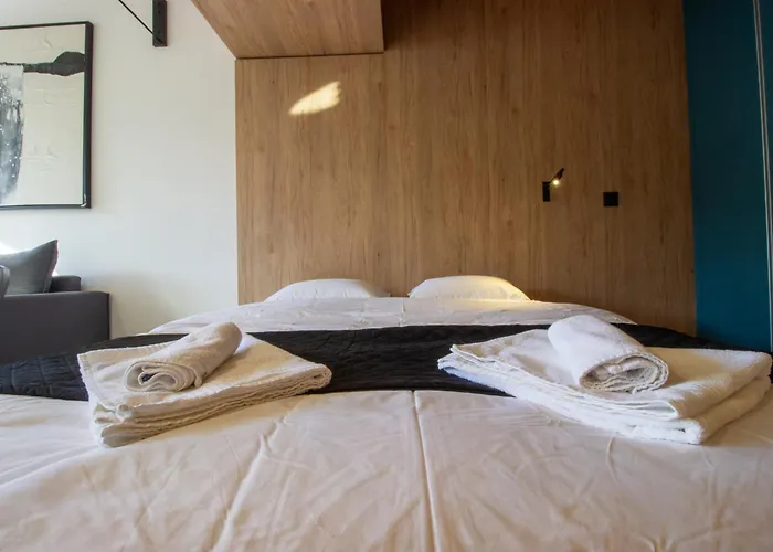 M-studios - Luxury In The Heart Of Daire